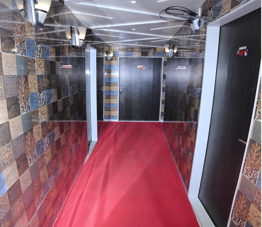 Premier Inn Мумбаи Экстерьер фото