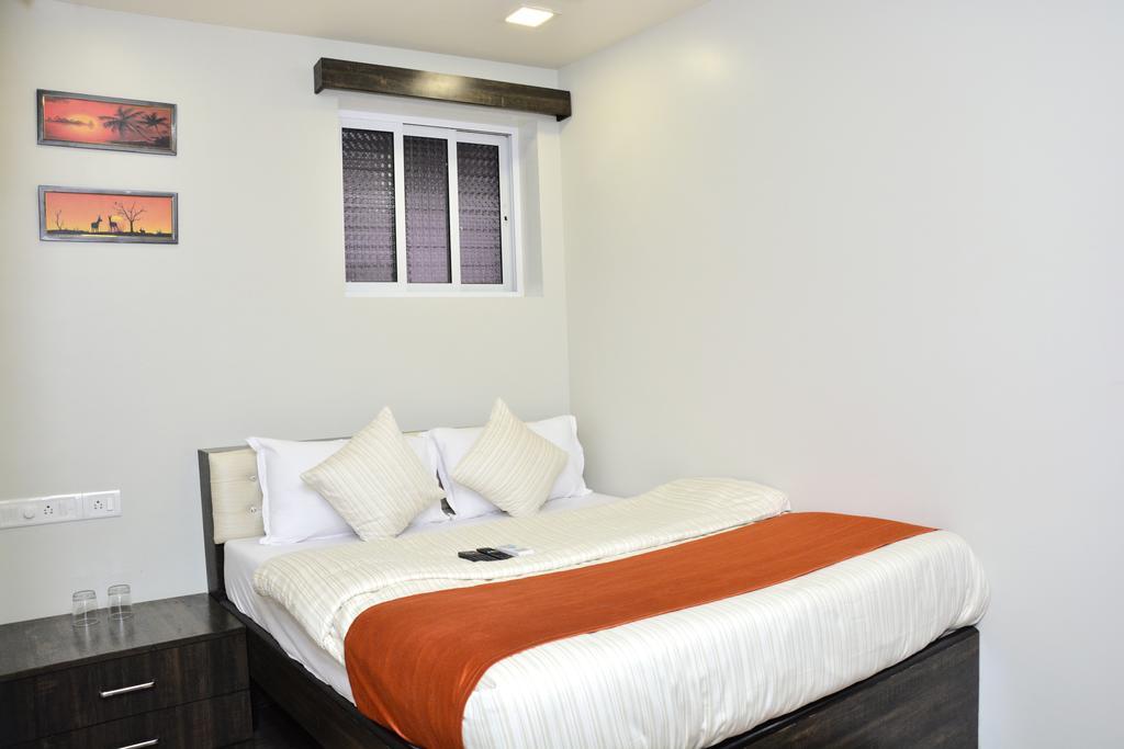 Premier Inn Мумбаи Экстерьер фото