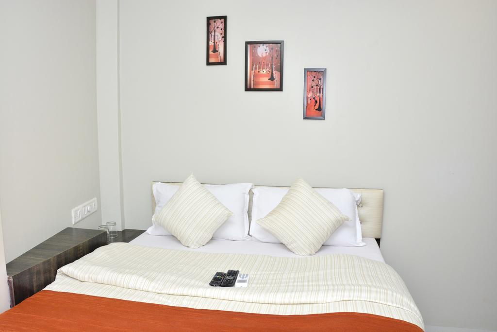 Premier Inn Мумбаи Экстерьер фото